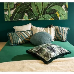 Dutch Decor Fauna Sierkussen 45 X 45 Cm Chive -NL-Huis & Thuis 101 9241 4 1