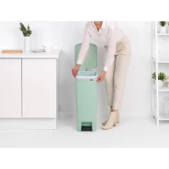 Brabantia StepUp Pedaalemmer 40 Liter Jade Groen -NL-Huis & Thuis 102 0108 5 1