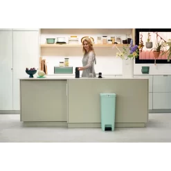 Brabantia StepUp Pedaalemmer 40 Liter Jade Groen -NL-Huis & Thuis 102 0108 6 1